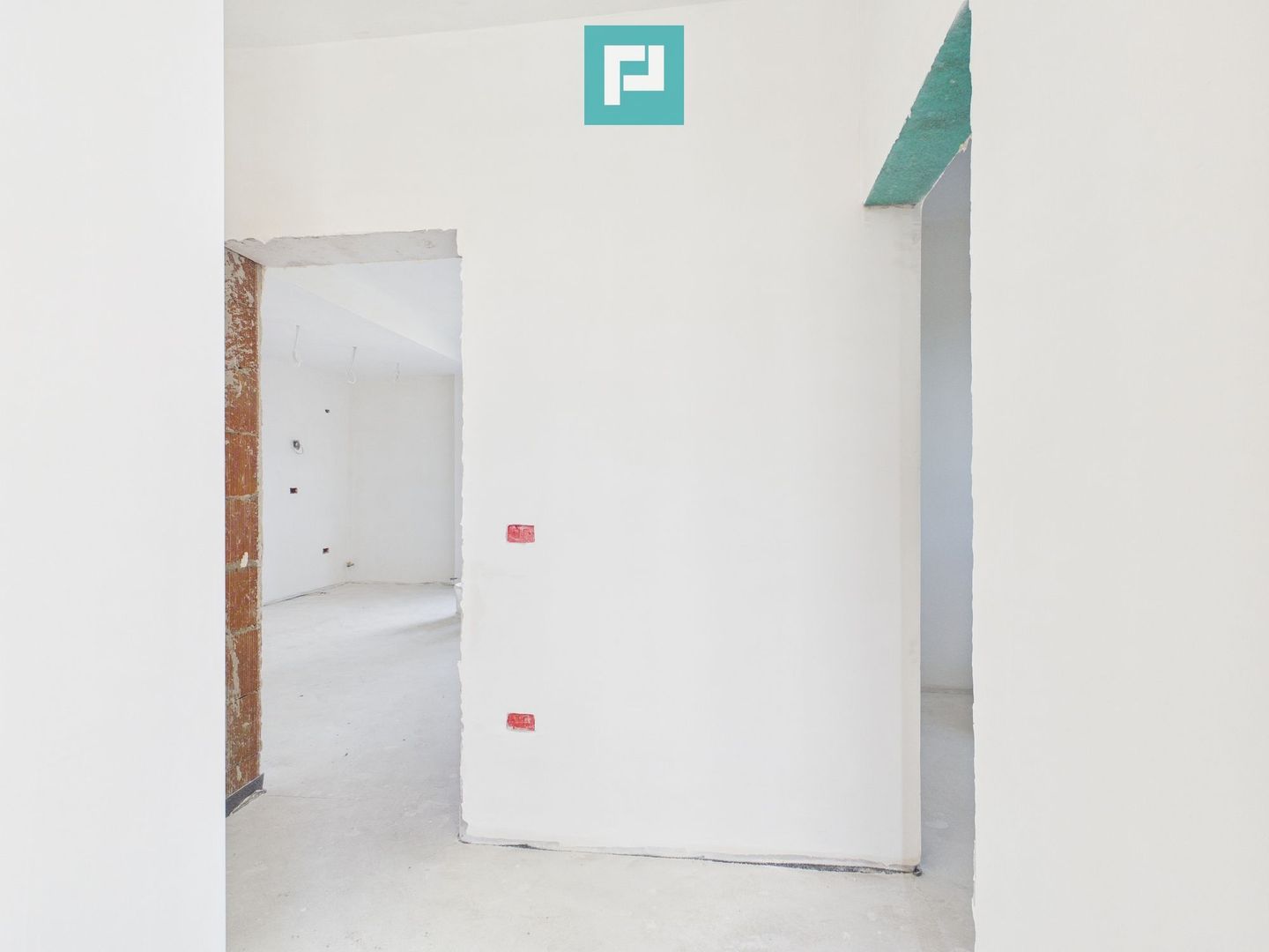 Duplex luminos 101 mp utili, teren 350mp în Covaci - Poză 5