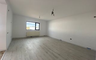 Valu lui Traian (COD 07) Casă P+M cu 5 camere, teren de 517 mp - Poză 13