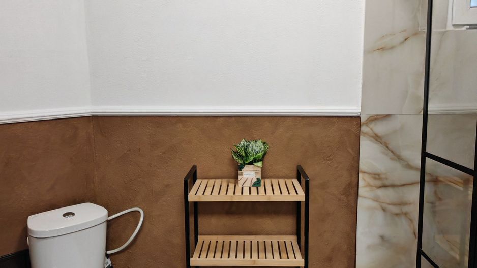 COMISION 0. Corp de casa,Carpatilor intrare in Racadau,P+E,4 camere. - Poză 23