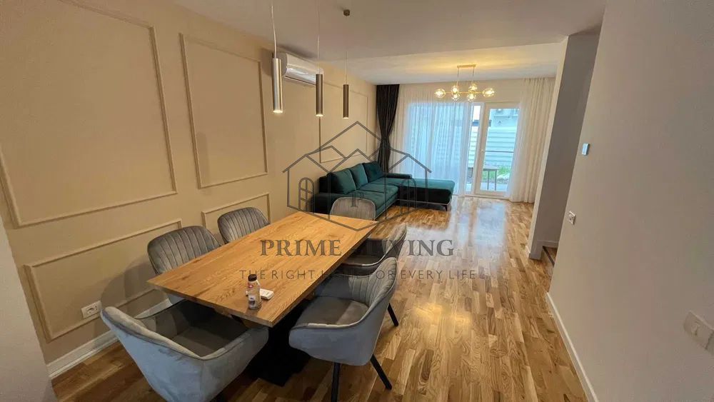 Vila in complex imobiliar - Poză 1