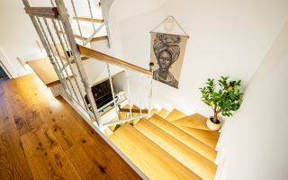 Duplex P+1+M cu grădină proprie, terasă și acces la piscină. - Poză 9