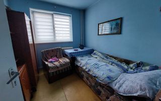 Apartament 4 camere decomandate, etaj intermediar, zonă excelentă. - Poză 5