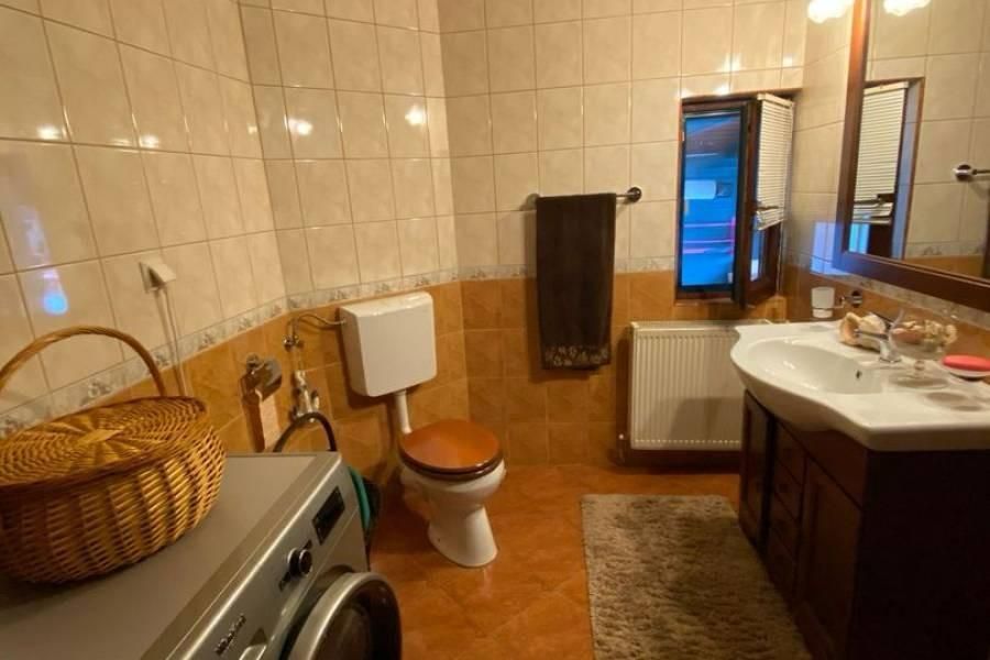 🏡 Casa individuala. Mobilata si utilata. Piscina exterioara.✨ - Poză 10