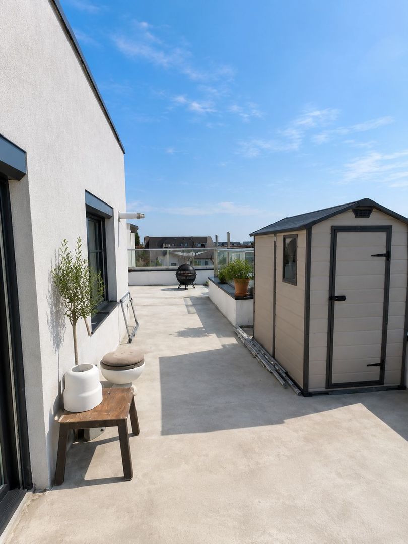 Apartament rooftop cu terasă privată - Poză 2