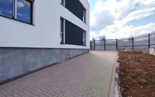 Casa cu pivnita si terasa Sibiu Calea Cisnadiei - Poză 3