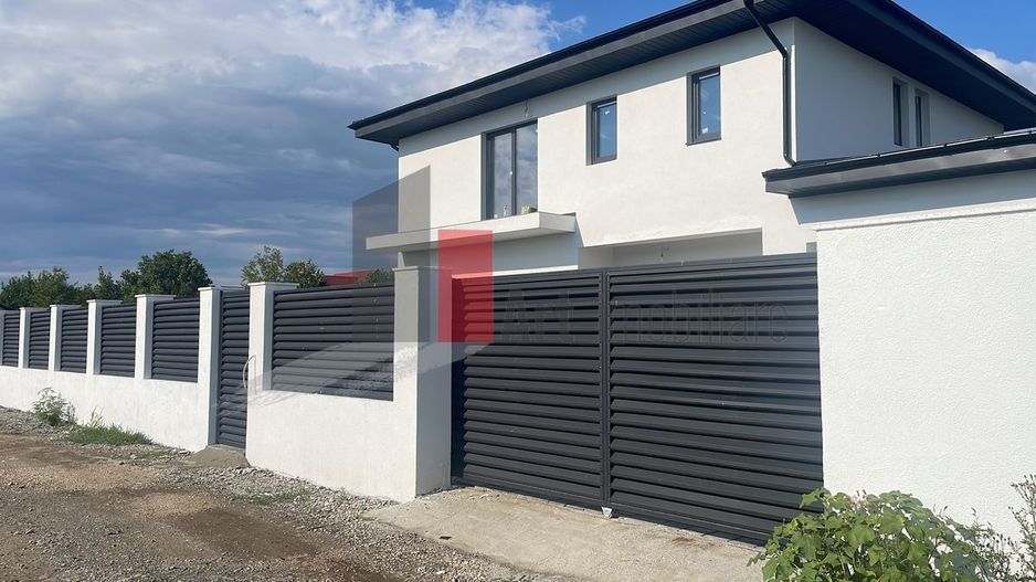 Vanzare vila 4 camere in Domnesti - Poză 17