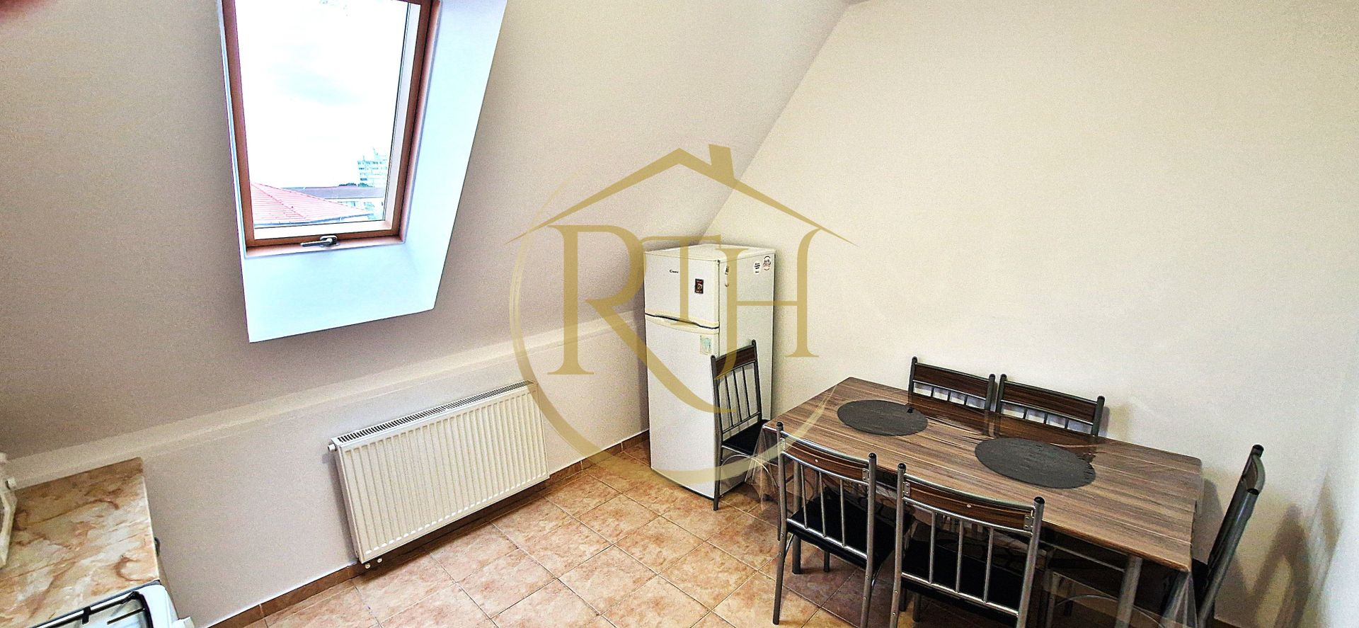 Oferim spre inchiriere apartament cu 2 camere, Zonă Spitalul Județean/Girocului. - Poză 10