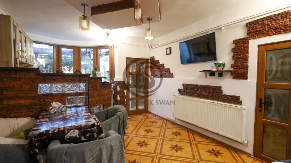 Casa 6 camere de vanzare | Salon Infrumusetare | Ploiesti, COMISION 0% - Poză 8
