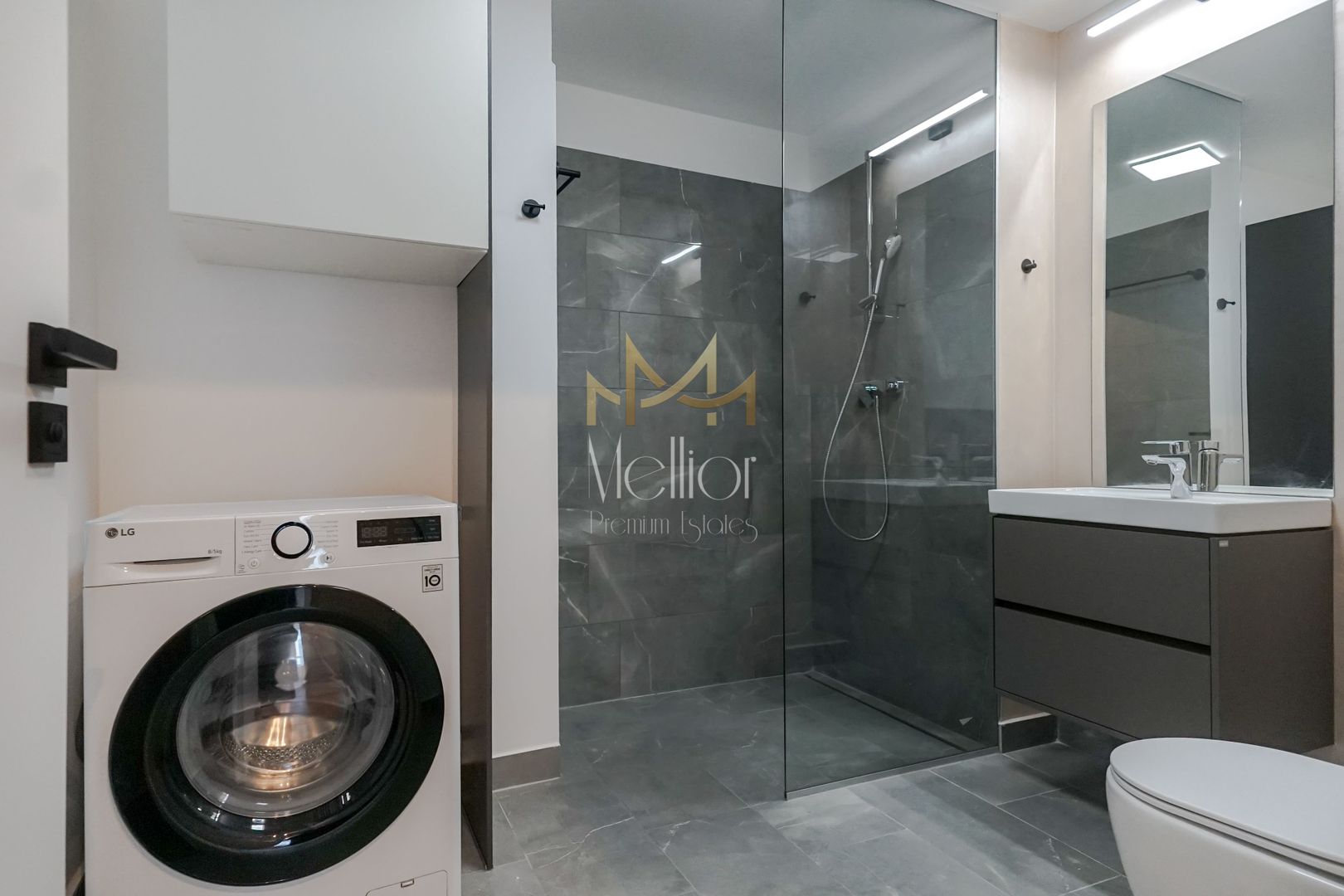 Apartament 3 camere, 2 bai, lux, garaj, complex Liberty! - Poză 22