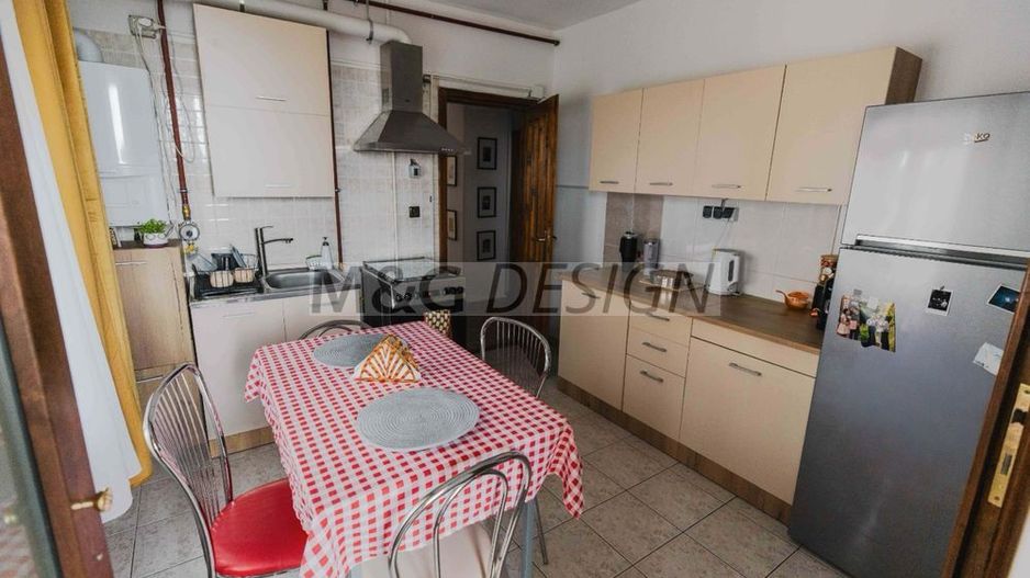 Apartament 4 camere  Ultracentral - Poză 2