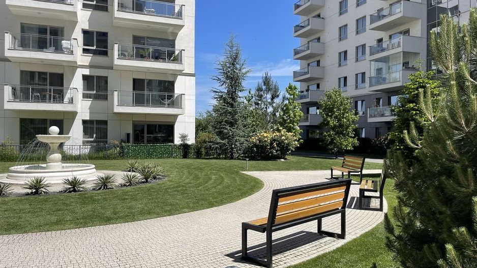 Inchiriez ap. 2 camere & loc parcare subteran - Luxuria - Poză 5