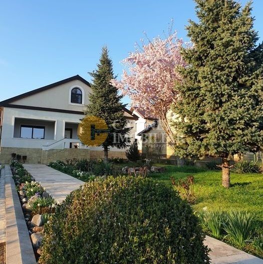 Proprietate deosebită în Aroneanu – 2 case pe teren generos de 1209 mp - Poză 9