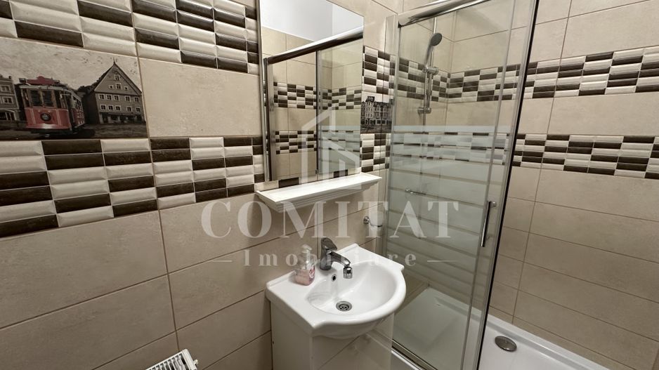 Casa cu 2 apartamente | Ultracentral | Zona Palatul Urania - Poză 18