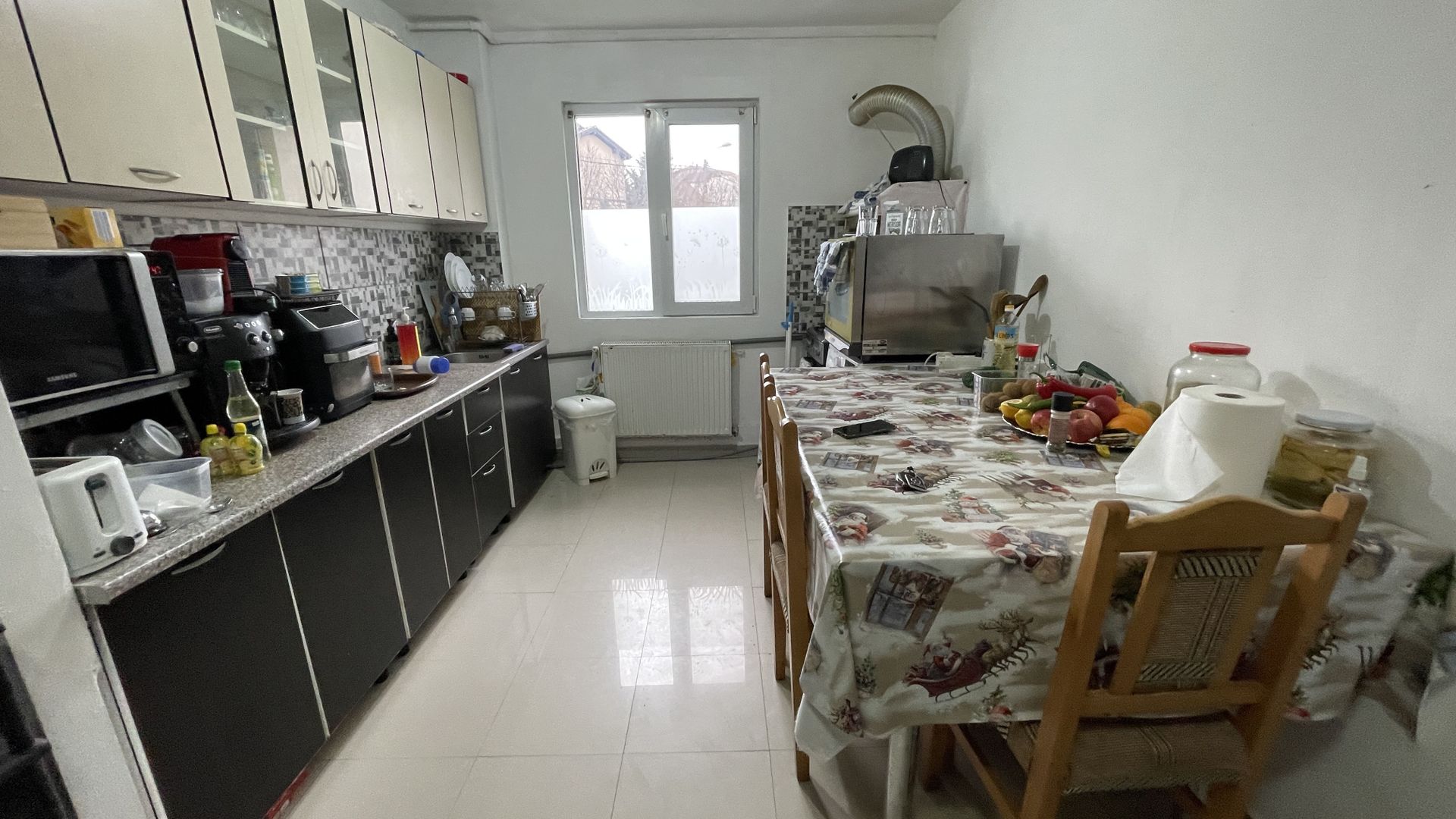 Apartament 3 camere,parter,confort sporit,bloc izolat - Poză 3