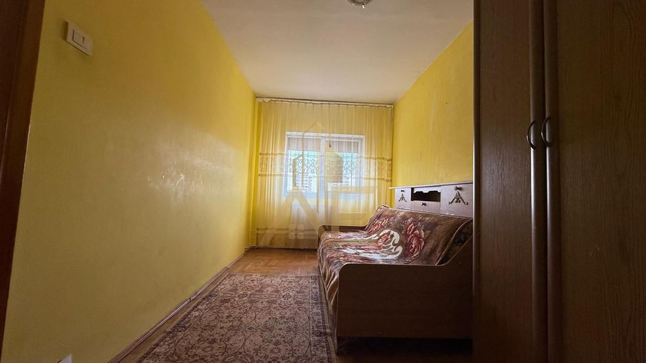 ULTRACENTRAL -Apartament de vanzare 3 camere decomandat - Poză 16