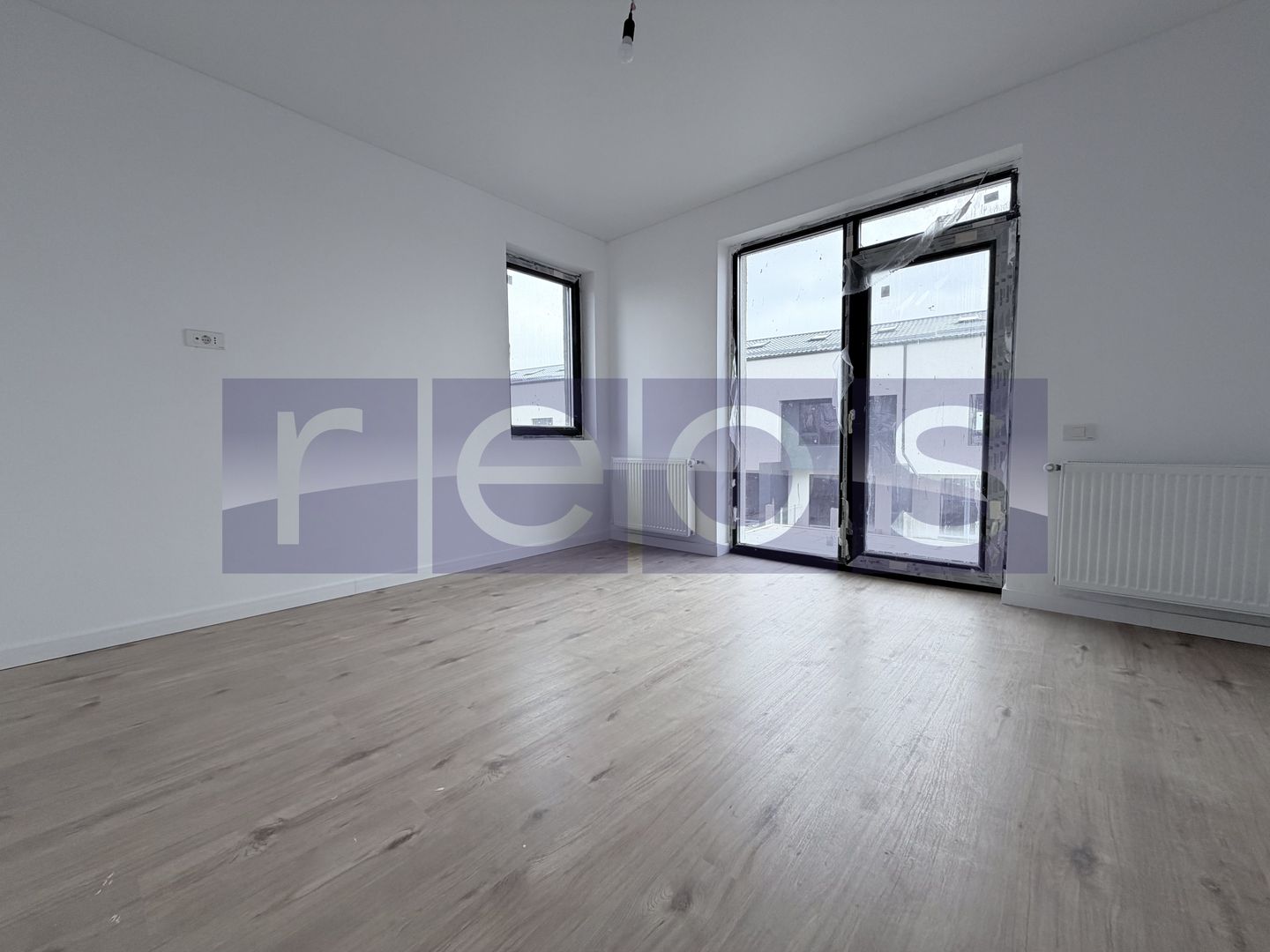 VANZARE 5 CAMERE | CASA INDIVIDUALA | 182 MP UTILI | P+1+M I 409 TEREN | - Poză 12