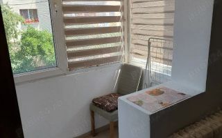 Garsoniera zona Buziasului etaj 1 - Poză 3