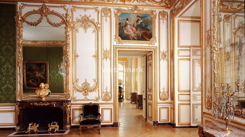 Apartament cu 4 camere de vânzare în zona Armeneasca - Poză 1