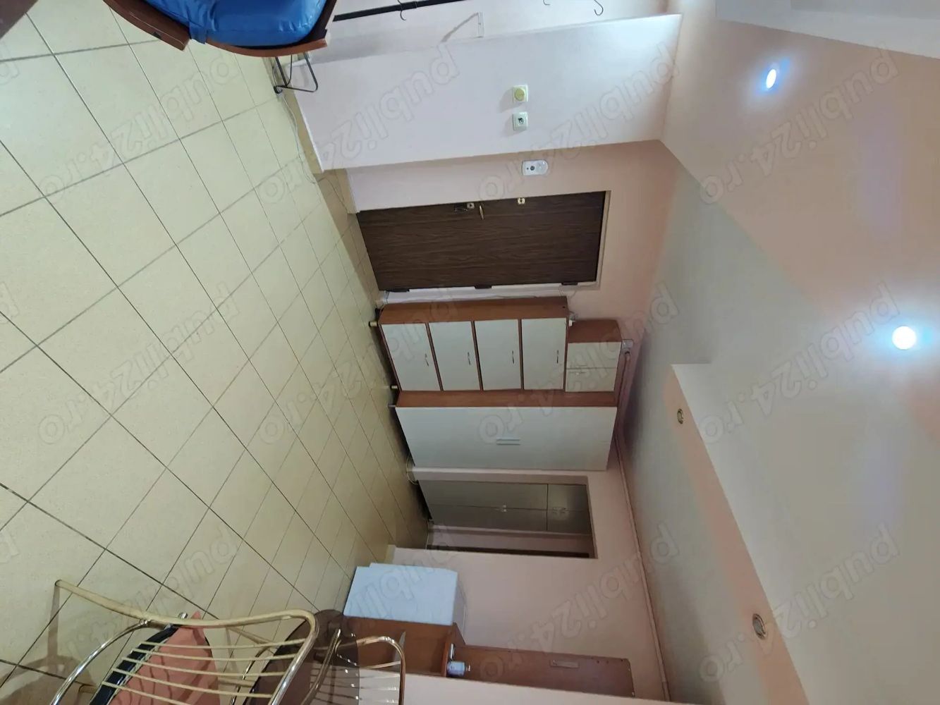 Închiriez apartament 2 camere, Mall Vitan, openspace, centrală proprie - Poză 6