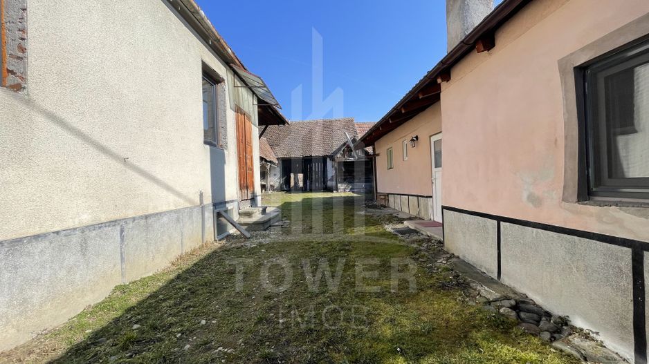 Casă individuală | 2 corpuri | Șură și anexe | teren 1460 mp – Porumbacu De Jos - Poză 21