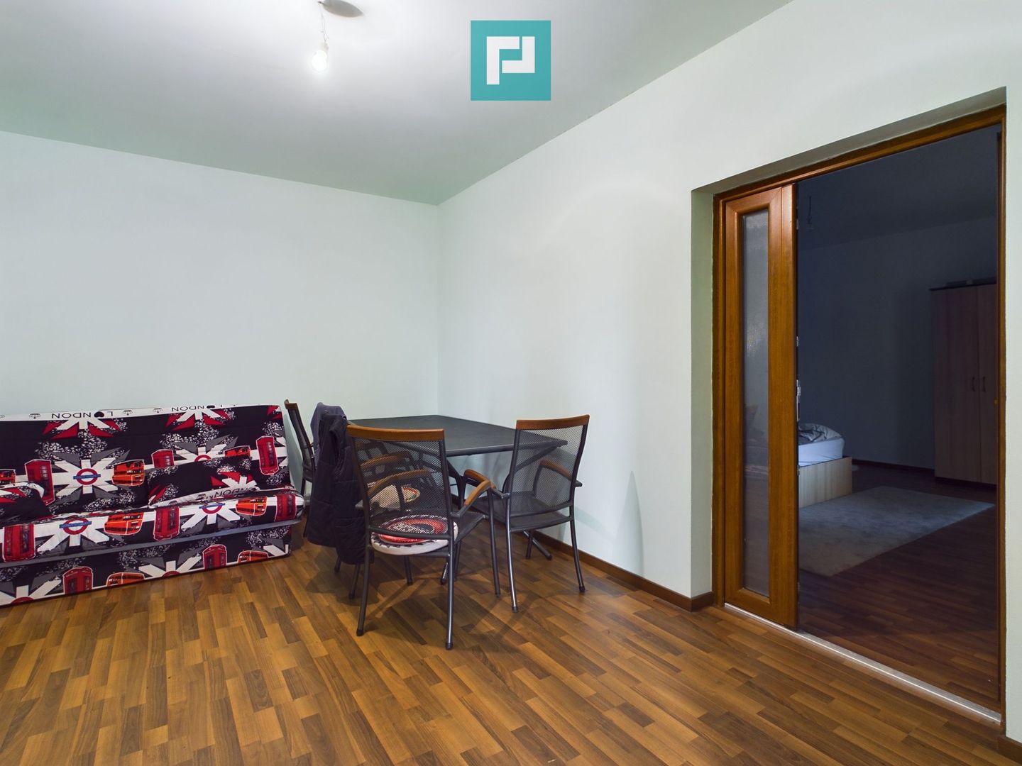 Casă cu 5 camere în Vladimirescu - Poză 16