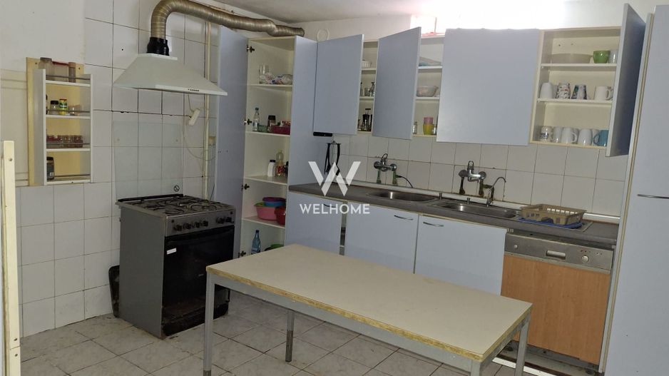 Casa cu 15 camere de vanzare in Bazna, Sibiu ( azil, pensiune) - Poză 15