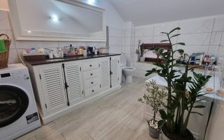 Casa 5 Camere, Zona Cetate, Ultrafinisata - Poză 9