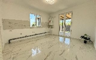Casă renovată complet, 2 camere, Bucium – Păun, Iași – 104.500 Euro - Poză 3