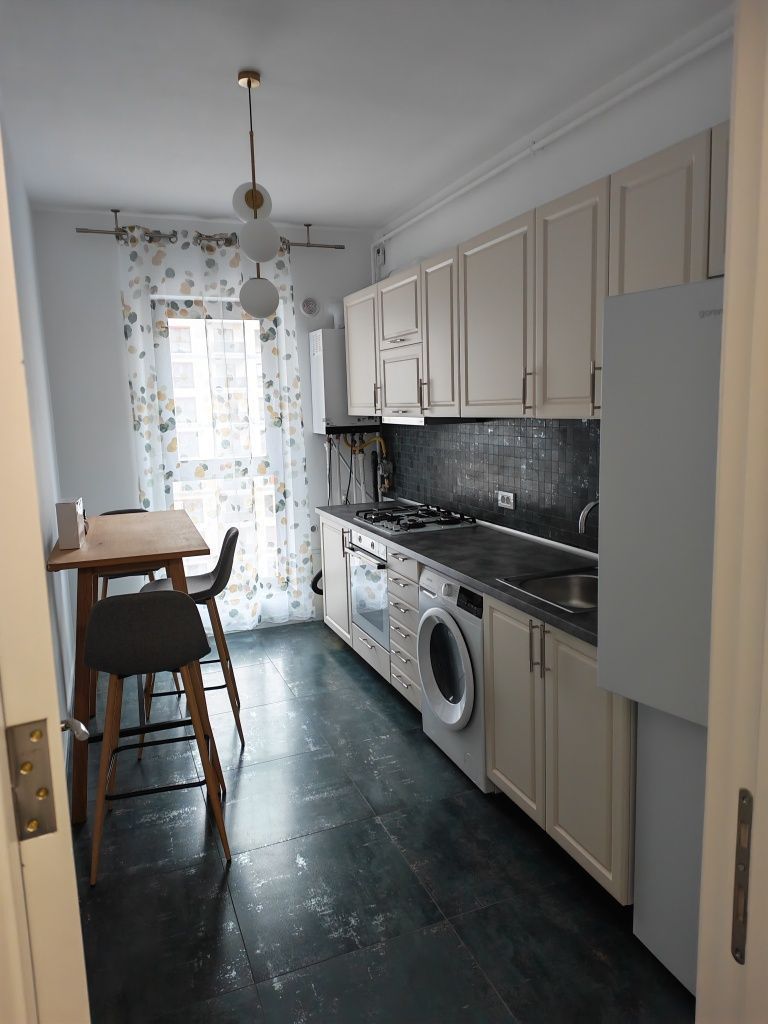 Apartament 3 Camere, mobilat modern, Incalzire in Pardoseala, Pet Friendly - Poză 3