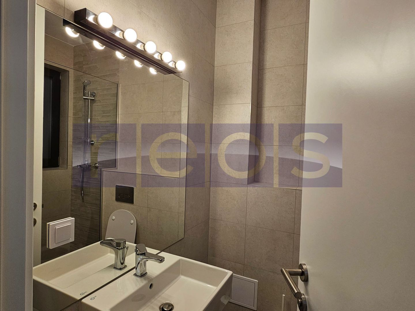 INCHIRIERE VILA 130 MP | MOBILATA-UTILATA | 5 CAMERE | PARCARE | CURTE - Poză 9