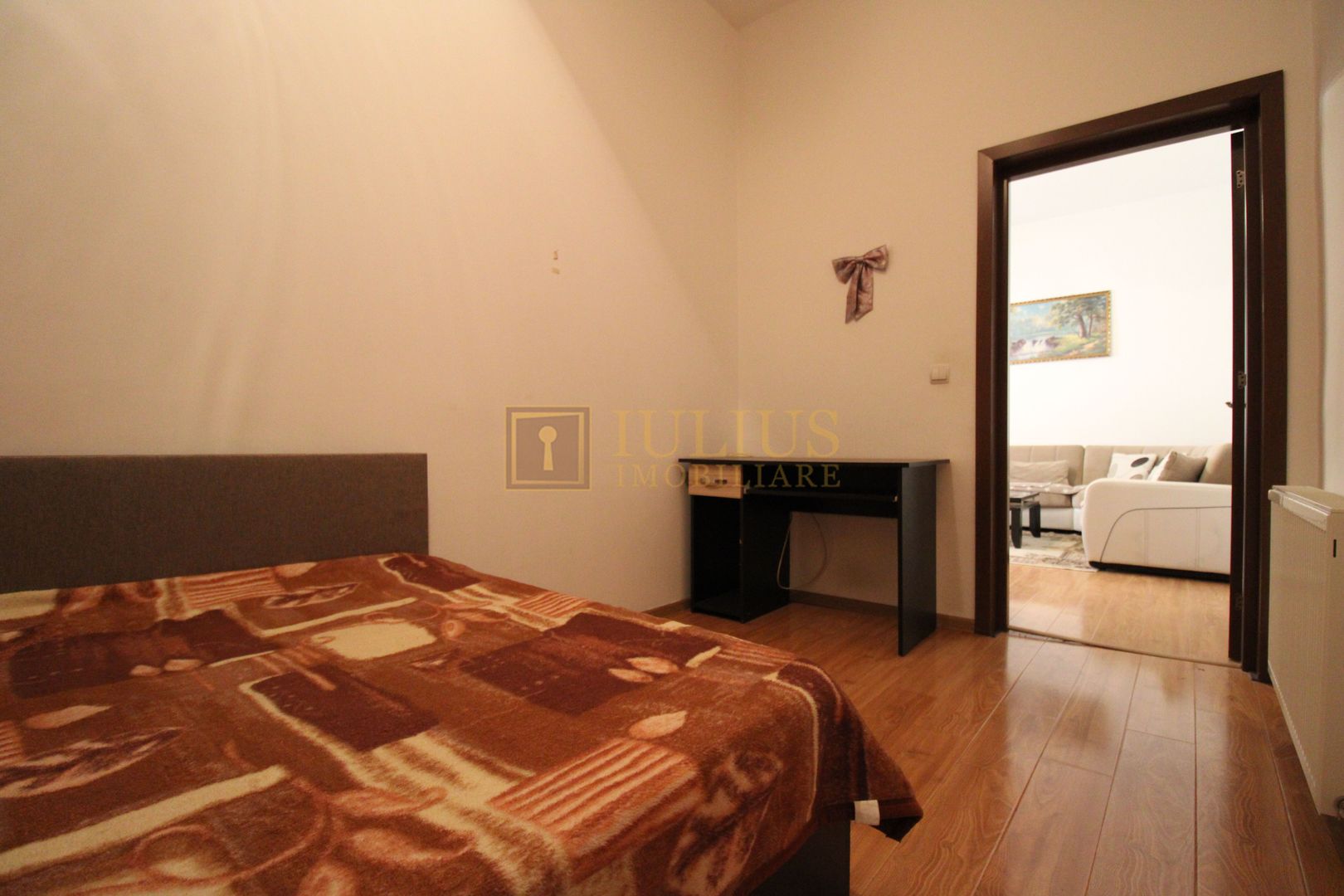 Spatios, 3 camere, centrala proprie, curte interioara - Poză 11