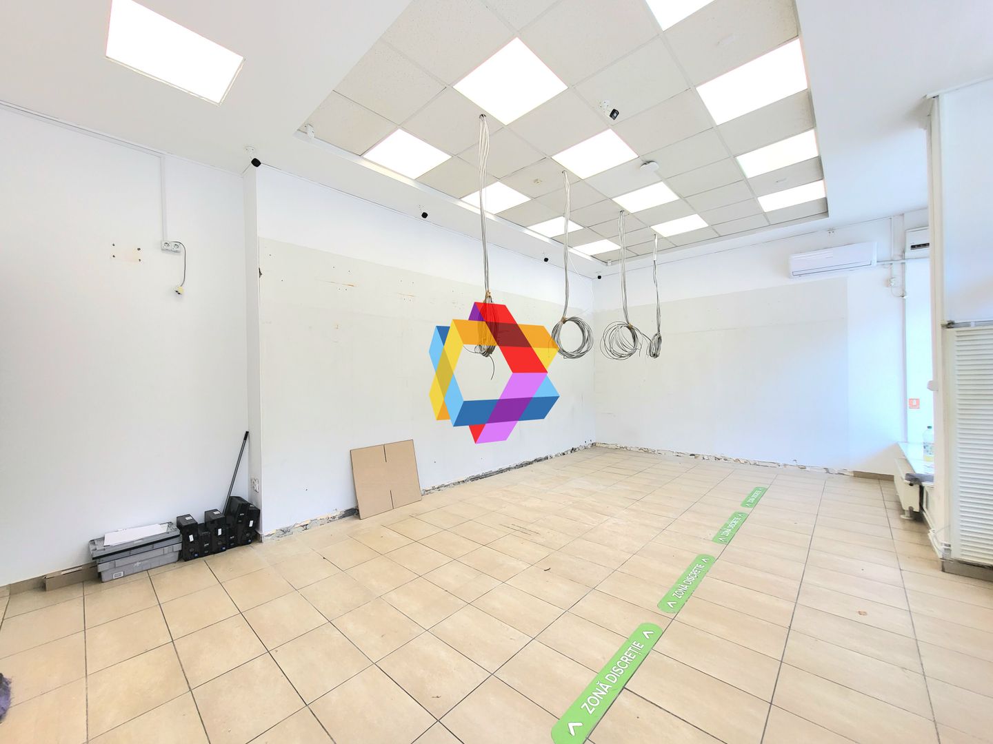 Spatiu comercial cu super vad- 250 mp - Poză 2