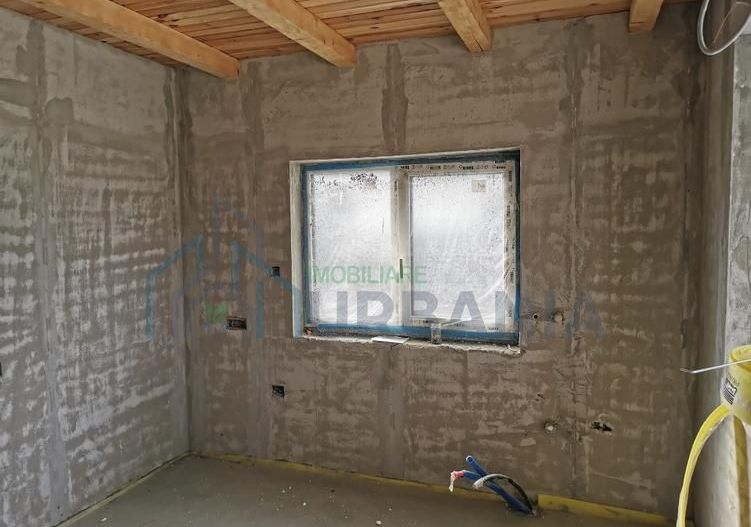 De vanzare casa Popricani 2025 la gri - Poză 14