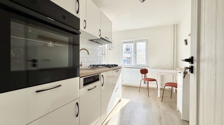 Apartament 2 camere Bucovina – decomandat, zonă excelentă - Poză 18