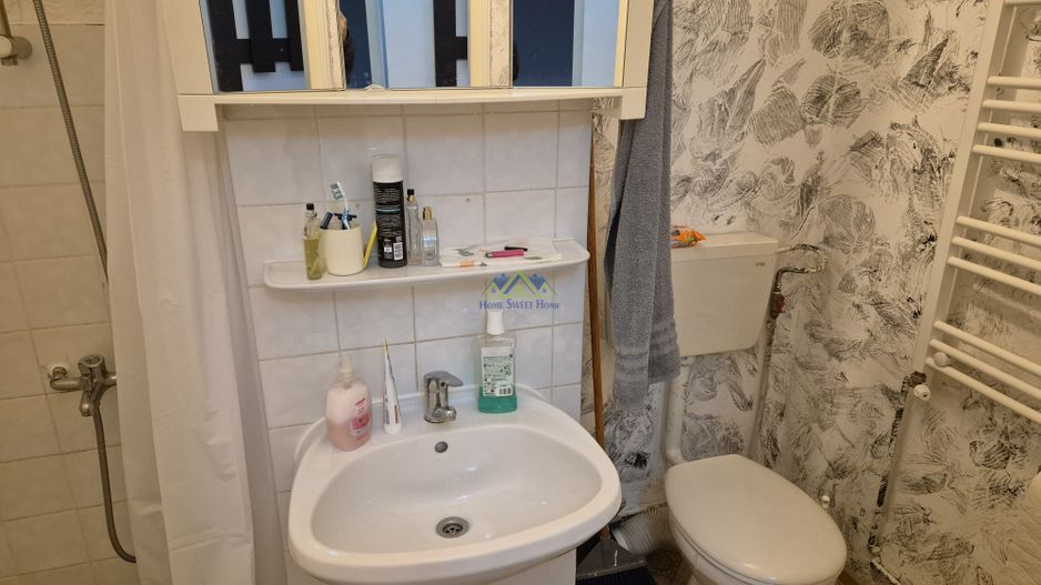 Vand Gars. zona M3(langa Profi si U-uri),etaj 1, 30mp, balcon, parcare - Poză 6