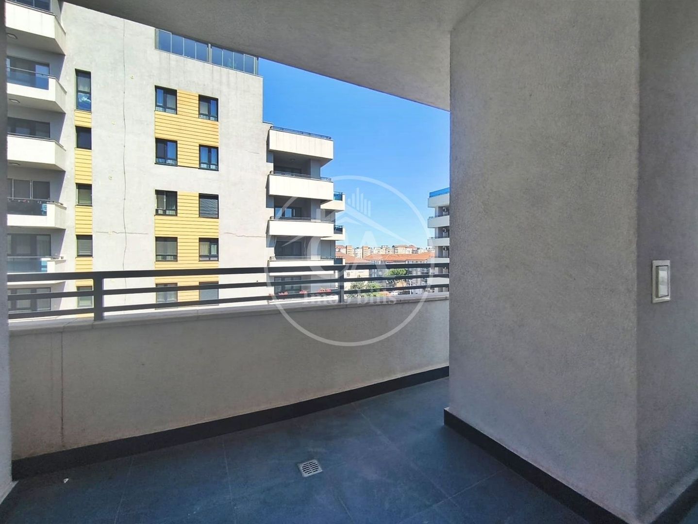 Apartament cu 3 camere de inchiriat in Victoria Residence, Oradea - Poză 11