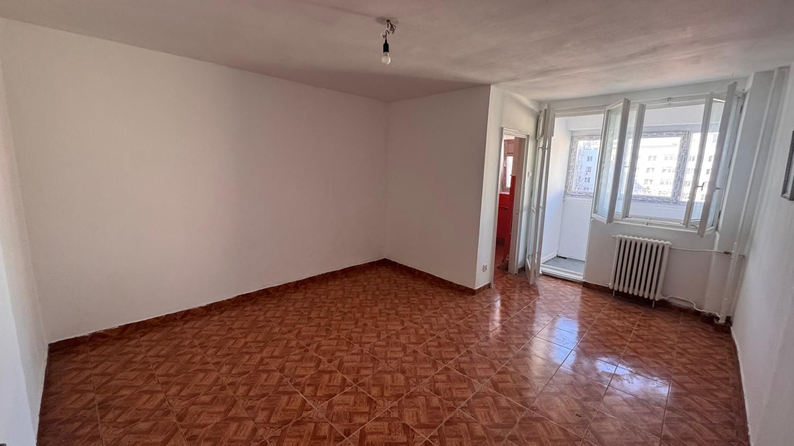 De vanzare Garsoniera Drumul Taberei - Poză 1