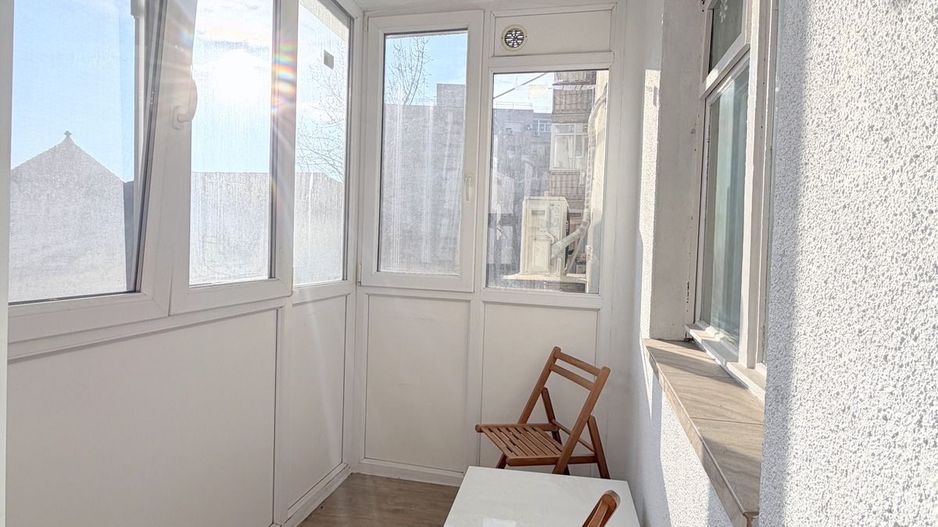 3 camere etaj 3 Stefan cel Mare-Polona - Poză 14