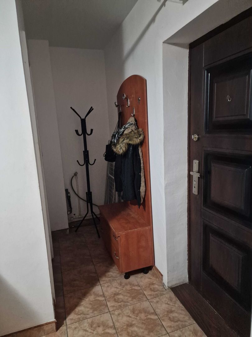 BRASADAS vinde garsoniera 21mp la etajul 4/4 pe Bd Closca. - Poză 4