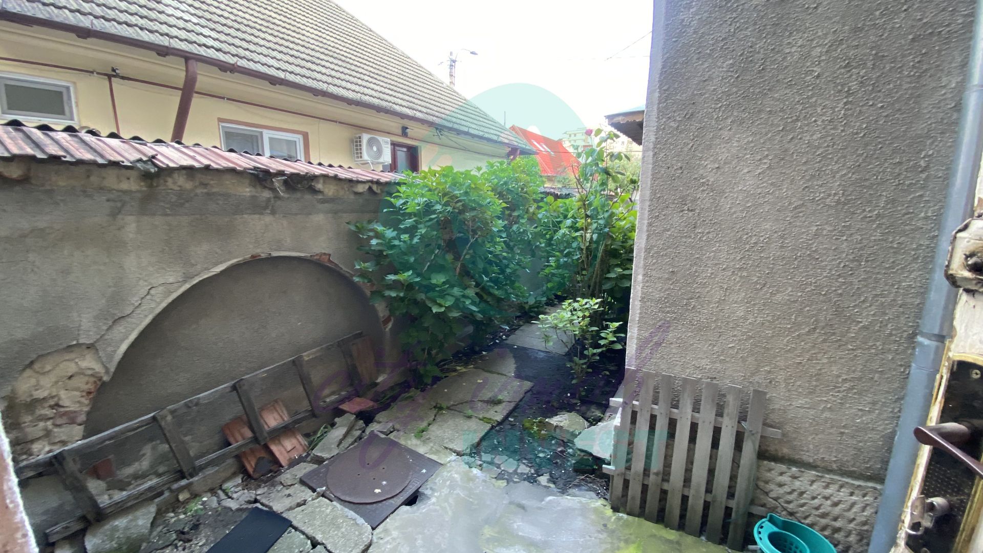 Parter de vila cu mică curte, Piața Alba Iulia - Poză 11