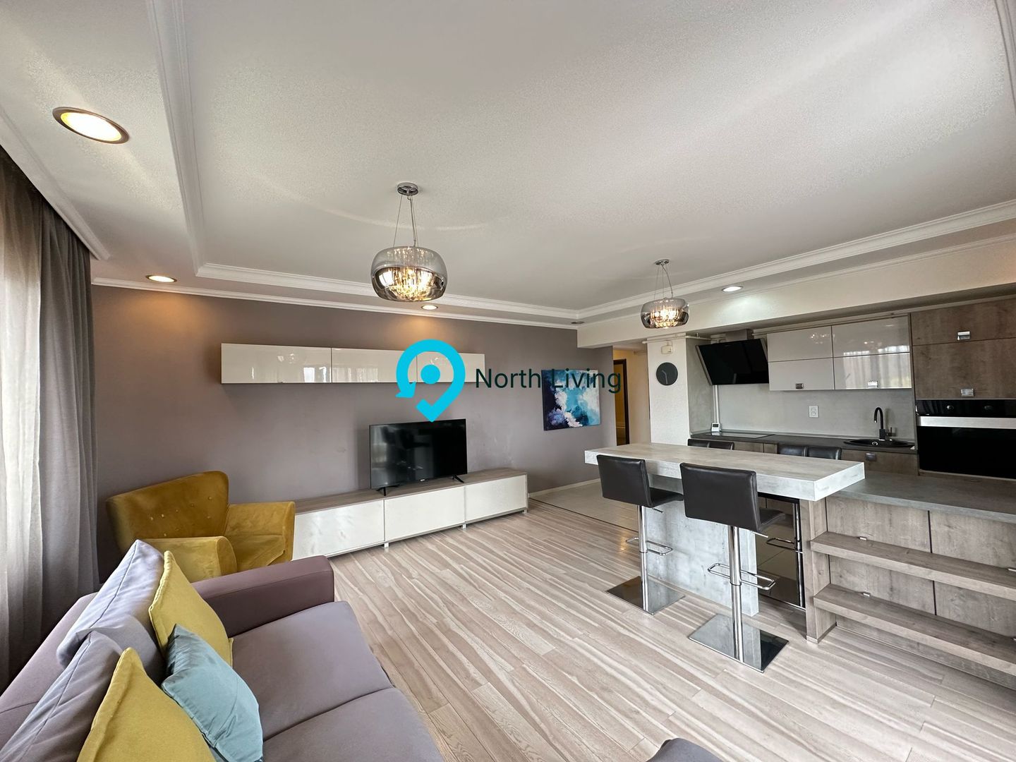 Chirie 3 Camere - Iancu Nicolae. Parcare Inclusă - Piscină Exterioară - Poză 2
