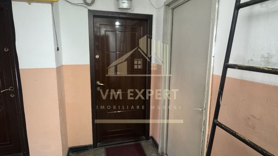 APARTAMENT 2 CAMERE ETAJ 4 VIȘOI CAMPULUNG - Poză 14