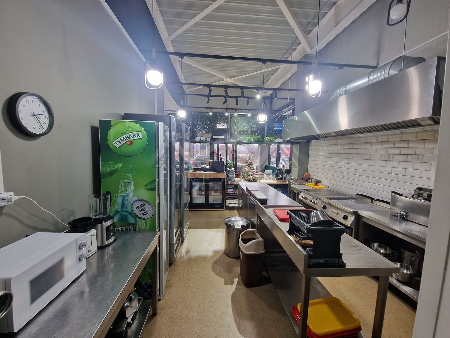 Bistro de vânzare “la cheie” – zonă cu trafic intens, complet utilat, autorizat - Poză 4