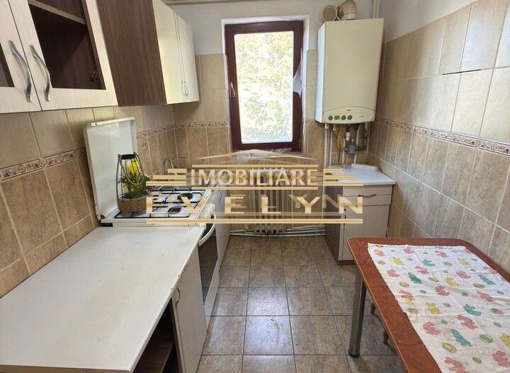 De vânzare apartament 2 camere – Aleea Nucului - Poză 3