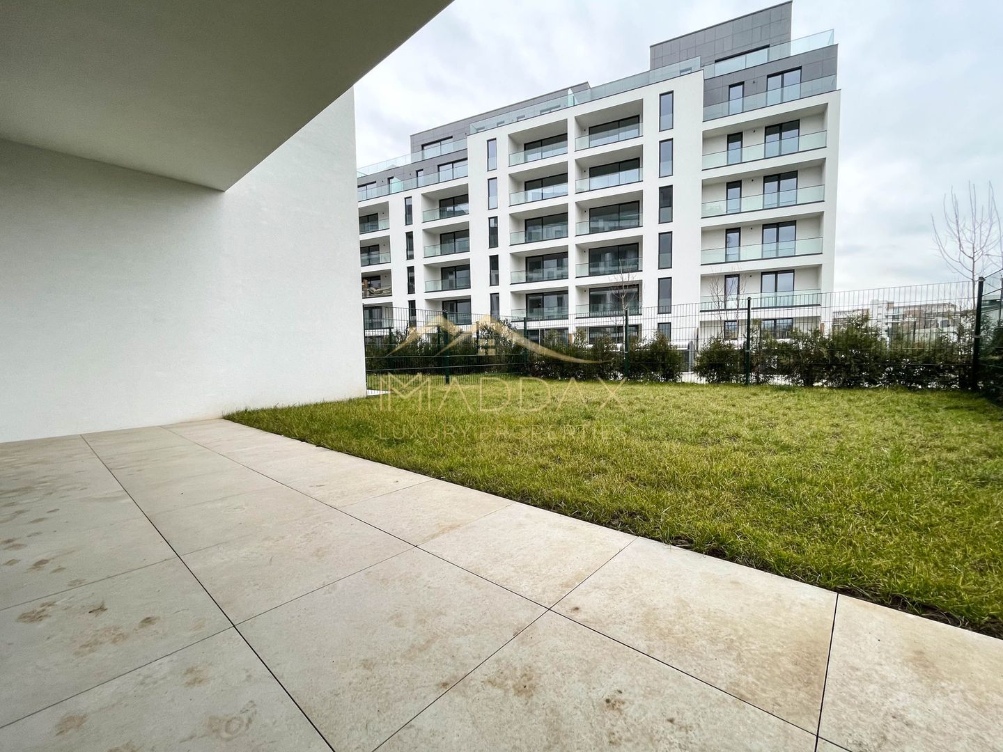 4 rooms apartment***181sqm***// 84sqm garden // Baneasa - Poză 25