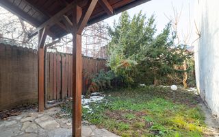 Apartament central, spațios, ideal pentru familie numeroasă. - Poză 3