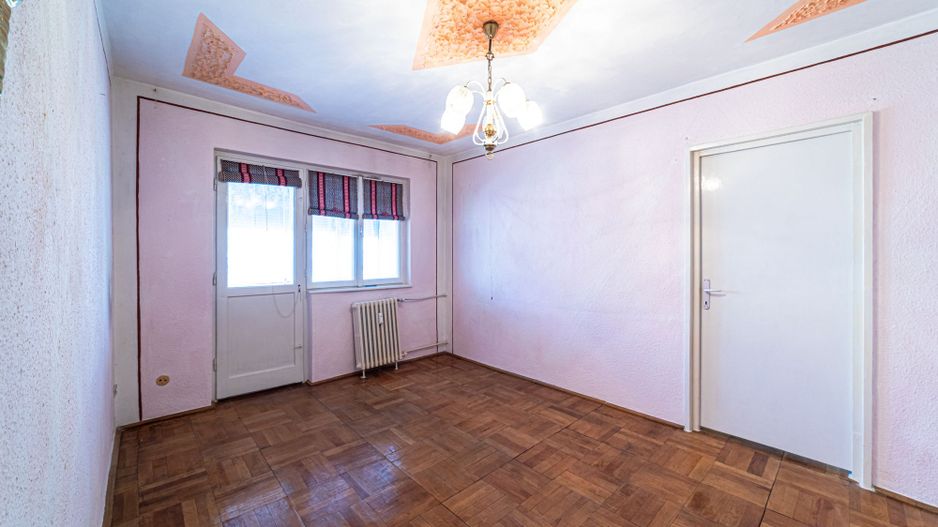 Apartament 2 camere într-o zonă liniștită - Poză 1