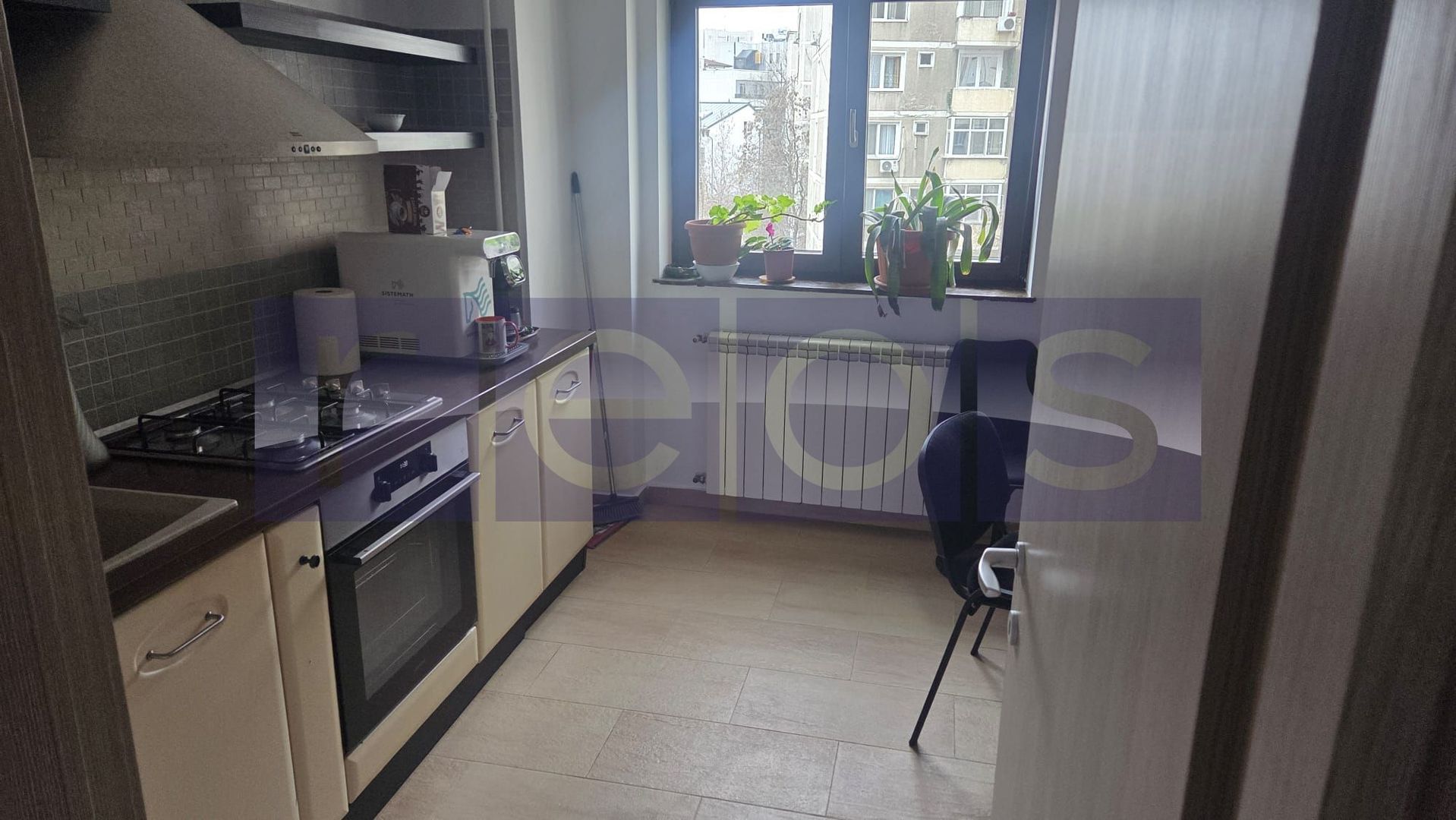VANZARE 4 CAMERE DECOMANDAT UNIRII- FANTANI - Poză 6