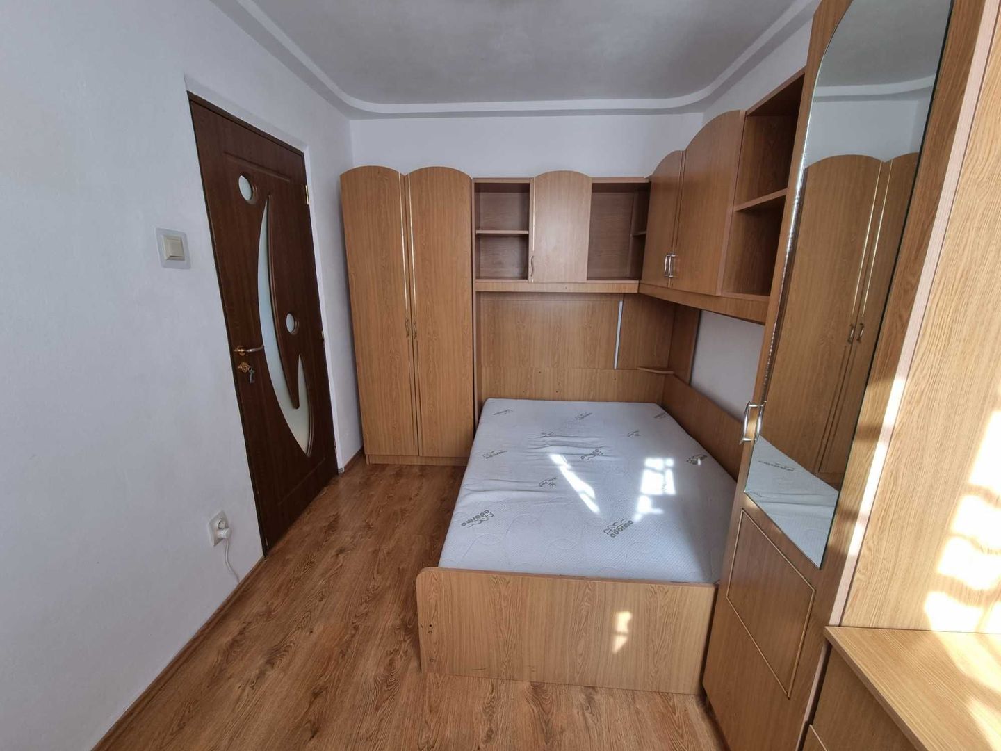 Apartament cu 3 camere -Valea Rosie - Poză 4