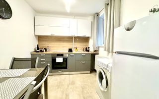 2 camere central vis-a-vis de Posta Mare - Poză 19